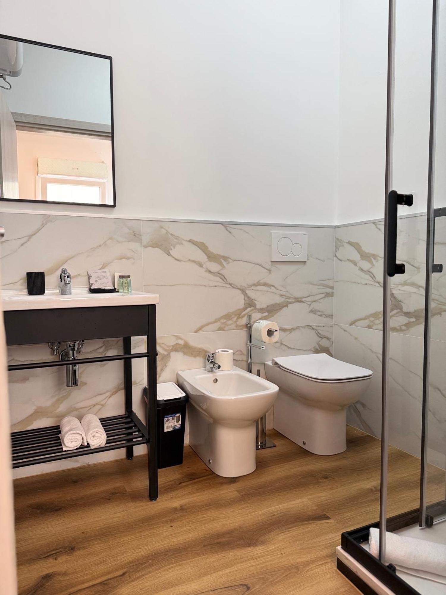 Infinity House - Eleganza Moderna Tra Treviso E Venezia 호텔 Casièr 외부 사진