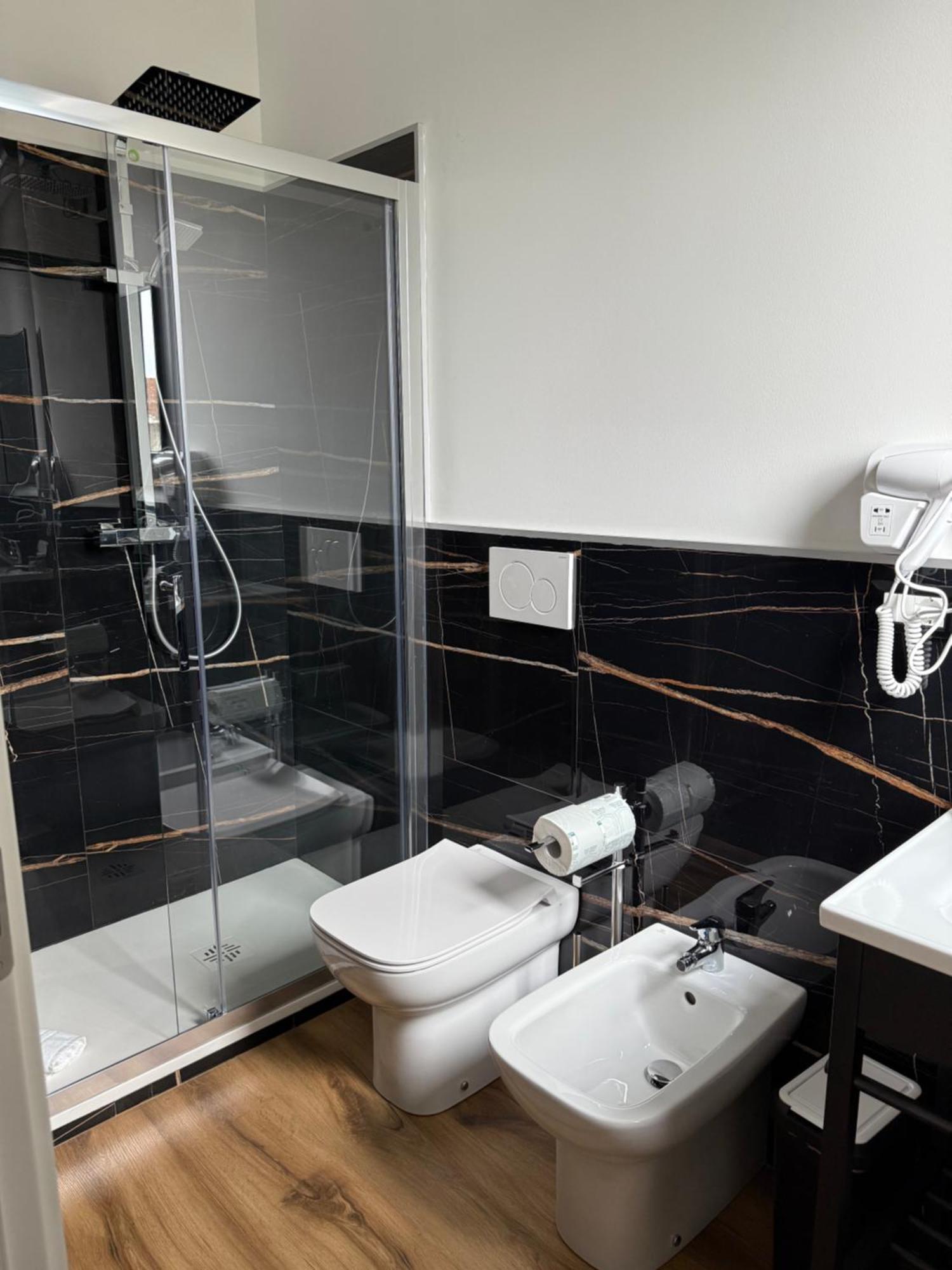 Infinity House - Eleganza Moderna Tra Treviso E Venezia 호텔 Casièr 객실 사진
